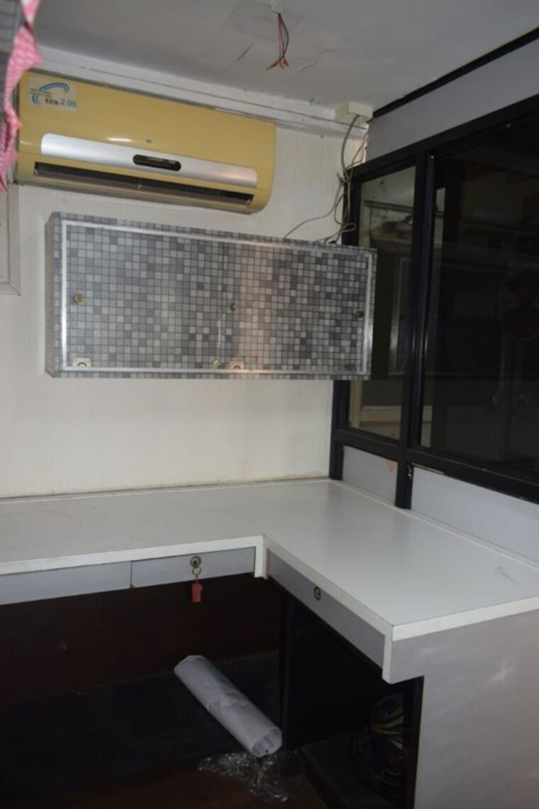 Kitchen, jogani-industrial-complex Commercial Office Space 150 Sq.Ft. In Sion Mumbai 10694639