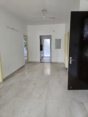 Room in 3 BHK Apartment at BPTP Astaire Gardens, Sector 70a – for Rent