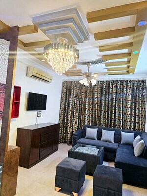 Team Area in 4 BHK Builder Floor at Ardee City The Residency, Sector 52 – for Rent