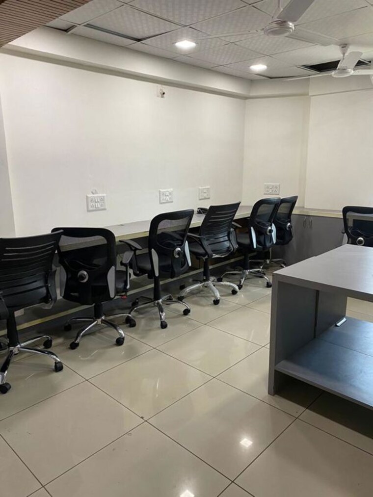 Team Area, thaltej Commercial Office Space 1890 Sq.Ft. In Thaltej Ahmedabad 10695273