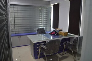  Office Space For Rent in Thaltej