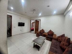 Living Room in 3 BHK Builder Floor at Sector 52 – for Rent