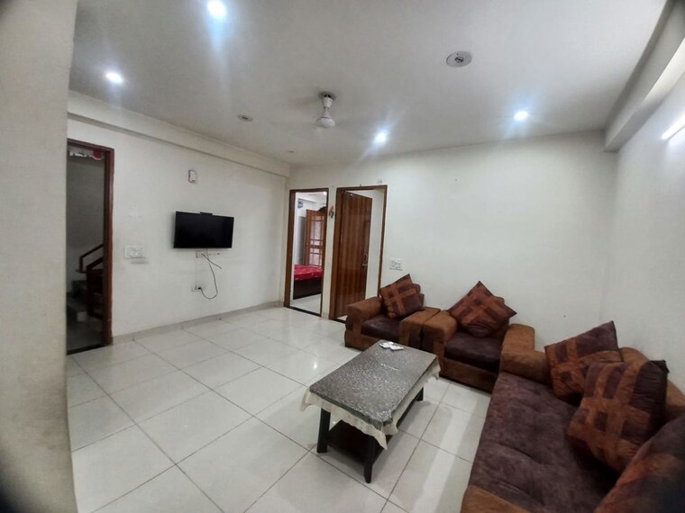 Living Room, sector 52 3 Bedroom 1800 Sq.Ft. Builder Floor In Sector 52 Gurgaon 10695284