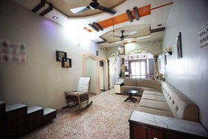 Team Area in 3 BHK Apartment at Kankaria – for Sale