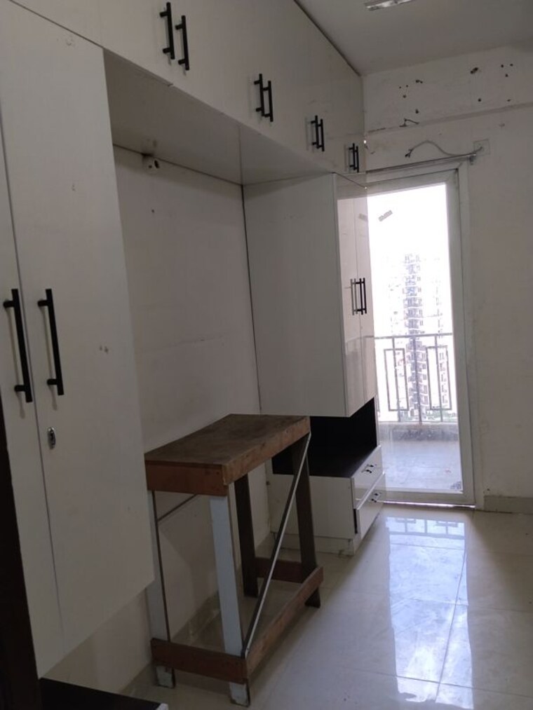 Kitchen, signature-global-the-roselia 2 Bedroom 970 Sq.Ft. Apartment In Sector 95a Gurgaon 10695304