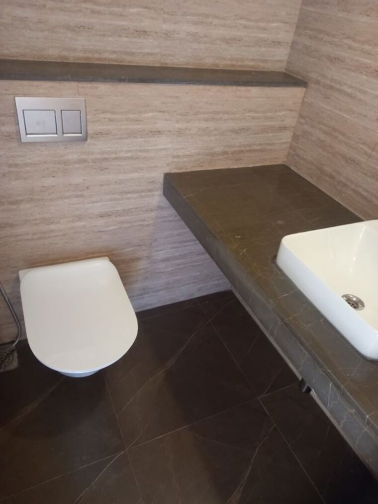 Bathroom, lodha-woods 2 Bedroom 760 Sq.Ft. Apartment In Kandivali East Mumbai 10695309