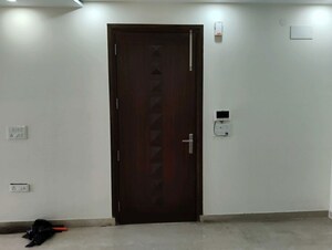 Room in 3 BHK Builder Floor at Sector 23 – for Rent
