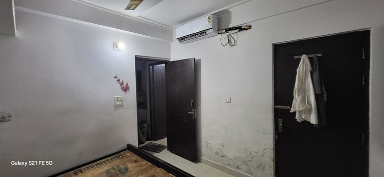 Room, abcz-east-avenue 2 Bedroom 1050 Sq.Ft. Apartment In Sector 73 Noida 10695302