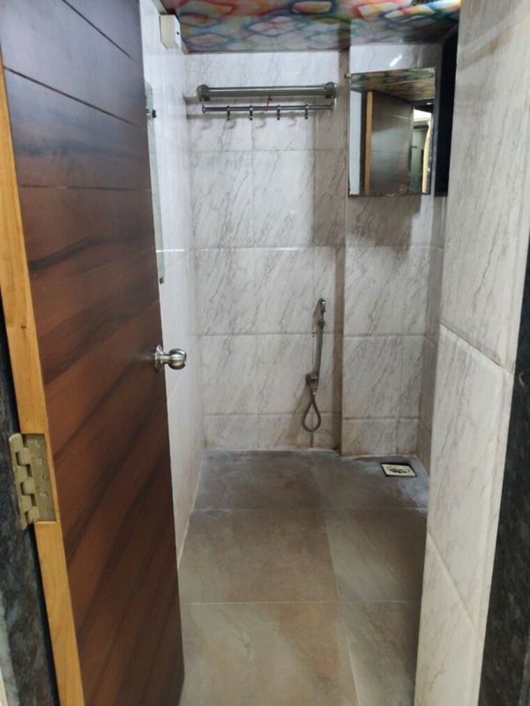 Bathroom, alica-nagar-chs 1 Bedroom 525 Sq.Ft. Apartment In Kandivali East Mumbai 10695336