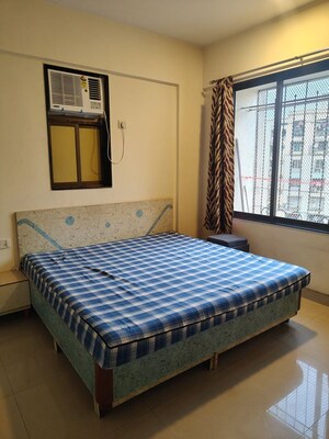 Bedroom in 2 BHK Apartment at Lake Primrose, Powai – for Rent