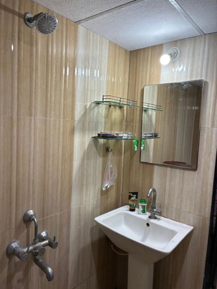 Bathroom, pimple saudagar 2 Bedroom 970 Sq.Ft. Apartment In Pimple Saudagar Pune 10695362