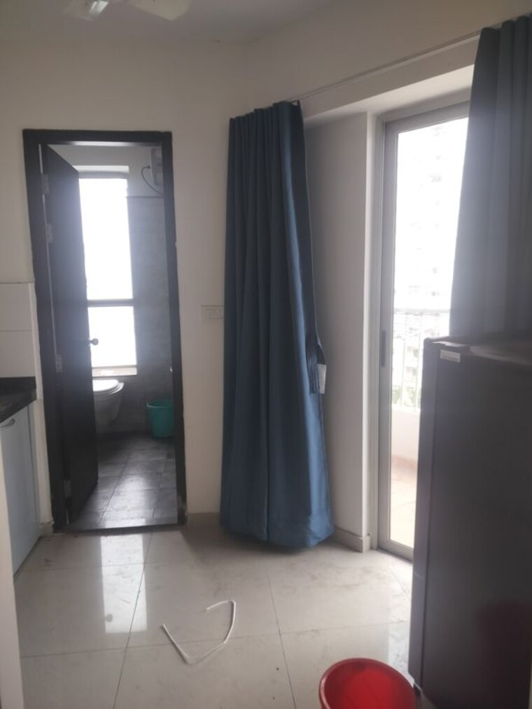 Room, amanora-future-towers 1 RK 580 Sq.Ft. Apartment In Hadapsar Pune 10695349