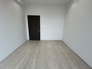 Room in 3 BHK Apartment at Piramal Aranya, Byculla – for Rent