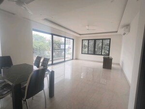 Room in 3 BHK Builder Floor at Sector 22 – for Rent