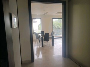Room in 3 BHK Builder Floor at Sector 22 – for Rent
