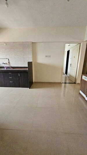 Room in 2 BHK Apartment at Sancheti Eves Garden, Mundhwa – for Rent