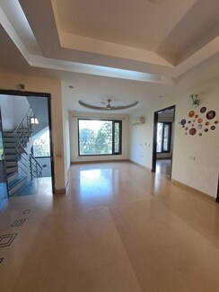 3 BHK Builder Floor For Rent in Sector 23A