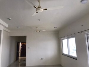 Room in 2 BHK Apartment at Purva Silversands, Mundhwa – for Rent