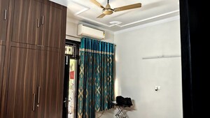 Bedroom in 3 BHK Builder Floor at Cc Colony – for Sale