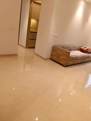 Room in 3 BHK Apartment at Hiranandani Highland, Powai – for Rent