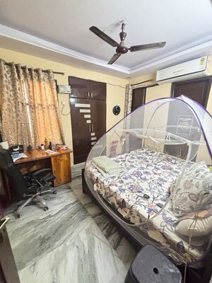 Bedroom in 2 BHK Builder Floor at Naraina – for Rent