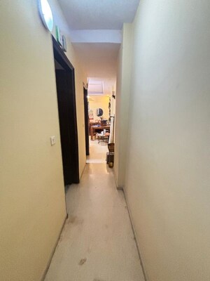 2 BHK Builder Floor For Rent in Naraina