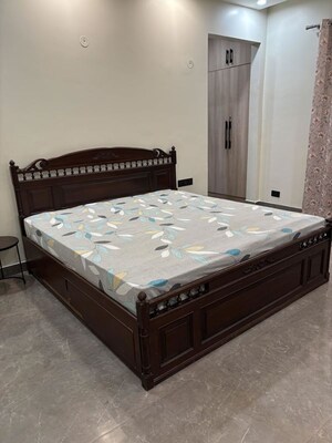 Bedroom in 2 BHK Builder Floor at Sector 23a – for Rent