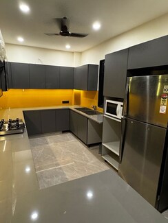 2 BHK Builder Floor For Rent in Sector 23A