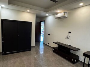 Room in 2 BHK Builder Floor at Sector 23a – for Rent