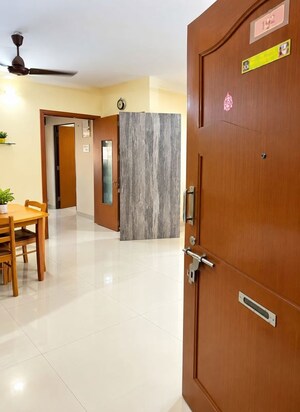 Room in 2 BHK Apartment at Surbahar CHS, Vasant Vihar – for Rent