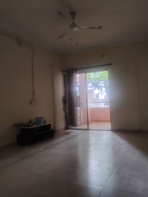 Room in 2 BHK Apartment at Sneh Akshay Nagar Phase III, Pimple Nilakh – for Rent