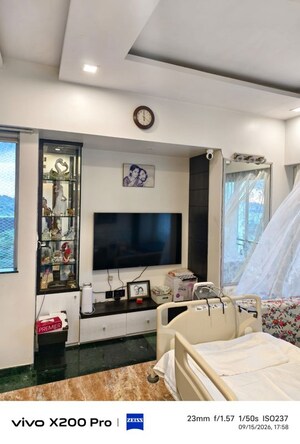 Bedroom in 3 BHK Apartment at Hiranandani Gardens Eldora, Powai – for Rent