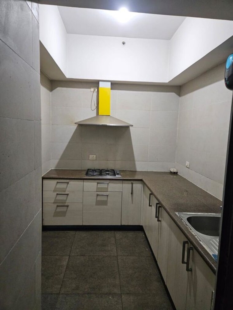 Kitchen, sector 23 3 Bedroom 1500 Sq.Ft. Builder Floor In Sector 23 Gurgaon 10695531