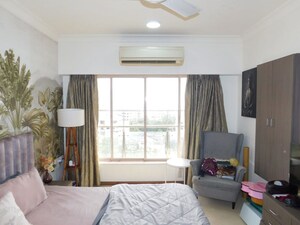 Bedroom in 3 BHK Apartment at Bandra West – for Rent