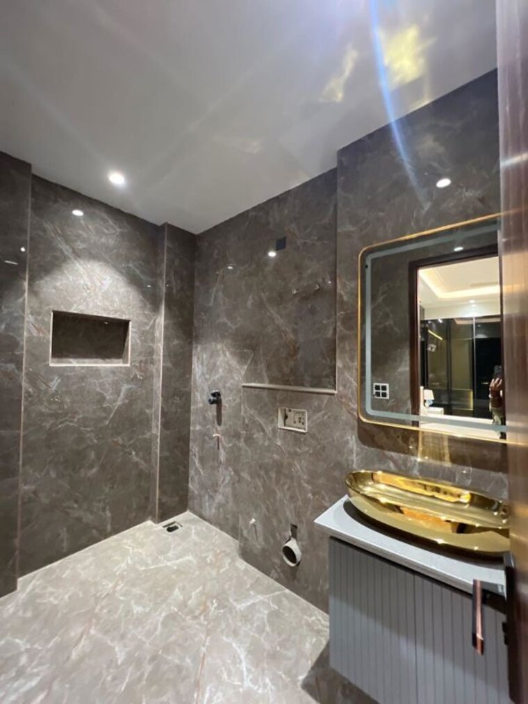 Kitchen, sector 22 3 Bedroom 1600 Sq.Ft. Builder Floor In Sector 22 Gurgaon 10695541