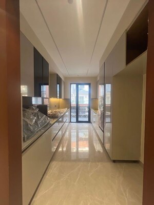 Building Lobby in 3 BHK Builder Floor at Sector 22 – for Rent
