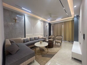 Living Room in 3 BHK Builder Floor at Sector 22 – for Rent