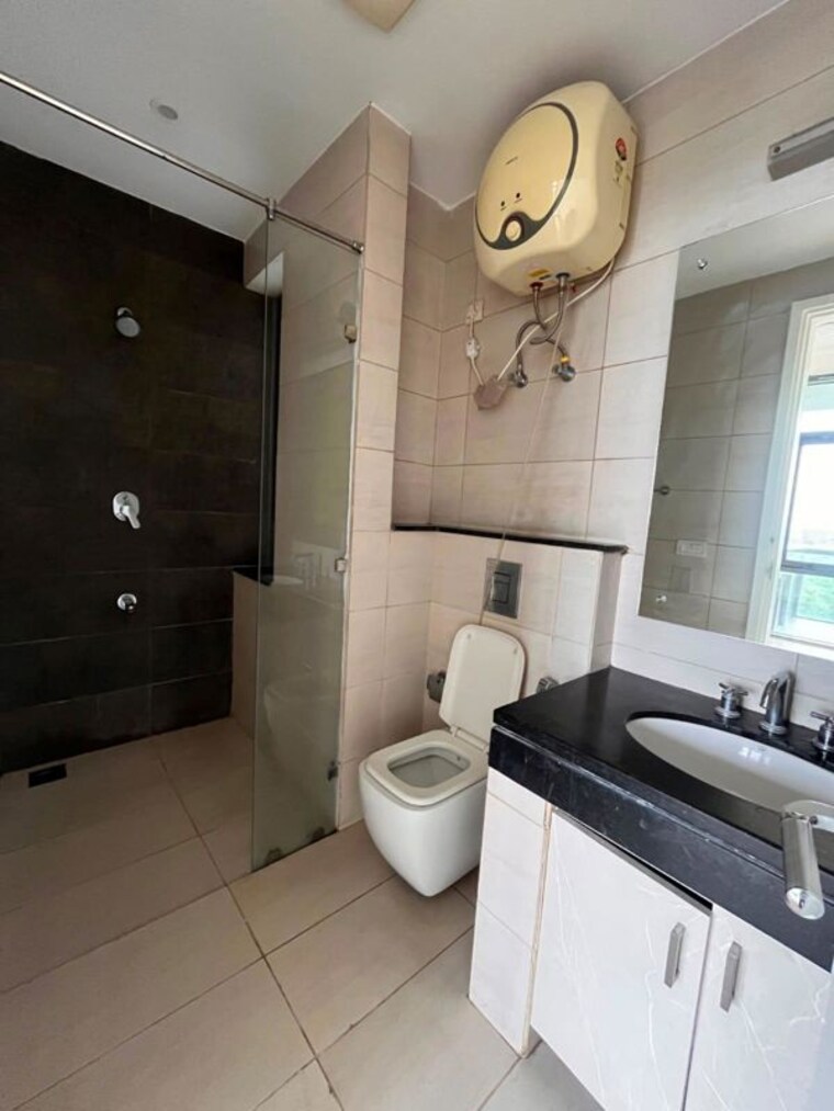 Bathroom, sector 21 3 Bedroom 1500 Sq.Ft. Builder Floor In Sector 21 Gurgaon 10695574