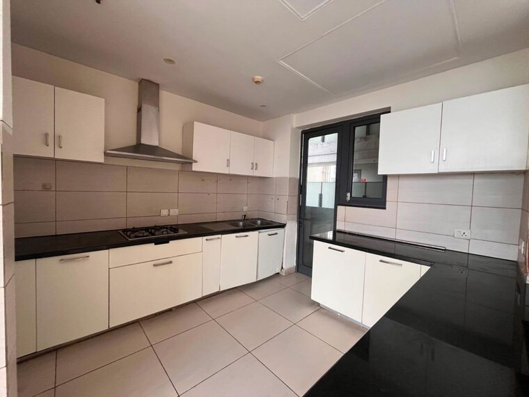 Kitchen, sector 21 3 Bedroom 1500 Sq.Ft. Builder Floor In Sector 21 Gurgaon 10695574