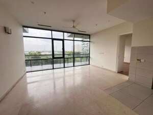 3 BHK Builder Floor For Rent in Sector 21