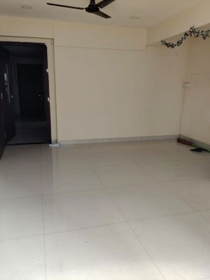 Room in 2 BHK Apartment at Karmvir Avant Sky Villa, Goregaon East – for Rent