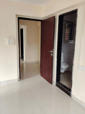 Room in 2 BHK Apartment at Karmvir Avant Sky Villa, Goregaon East – for Rent