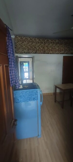 1 BHK Independent House For Rent in Sector 8