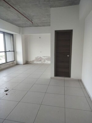 Room in  Office Space at Science City – for Rent