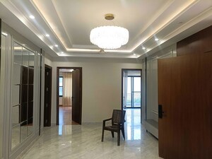 Room in 2 BHK Builder Floor at Sector 23 – for Rent