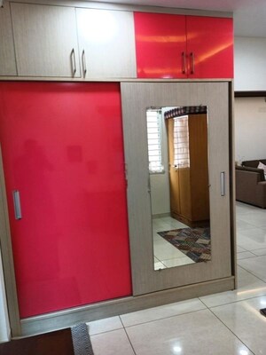 Room in 2.5 BHK Apartment at Gayatri Mansion, Kachiguda – for Rent
