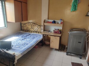 Bedroom in 2 BHK Apartment at Chaitanya Nagar – for Rent