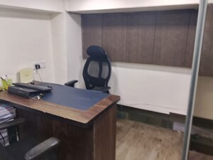  Office Space For Rent in Om Heera Panna Mall, Andheri West