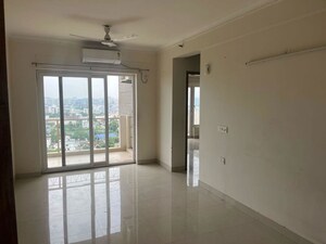 Room in 2 BHK Builder Floor at Sector 21 – for Rent