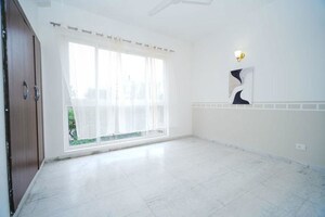 Room in 2 BHK Apartment at Umang Winter Hills, Sector 77 – for Sale